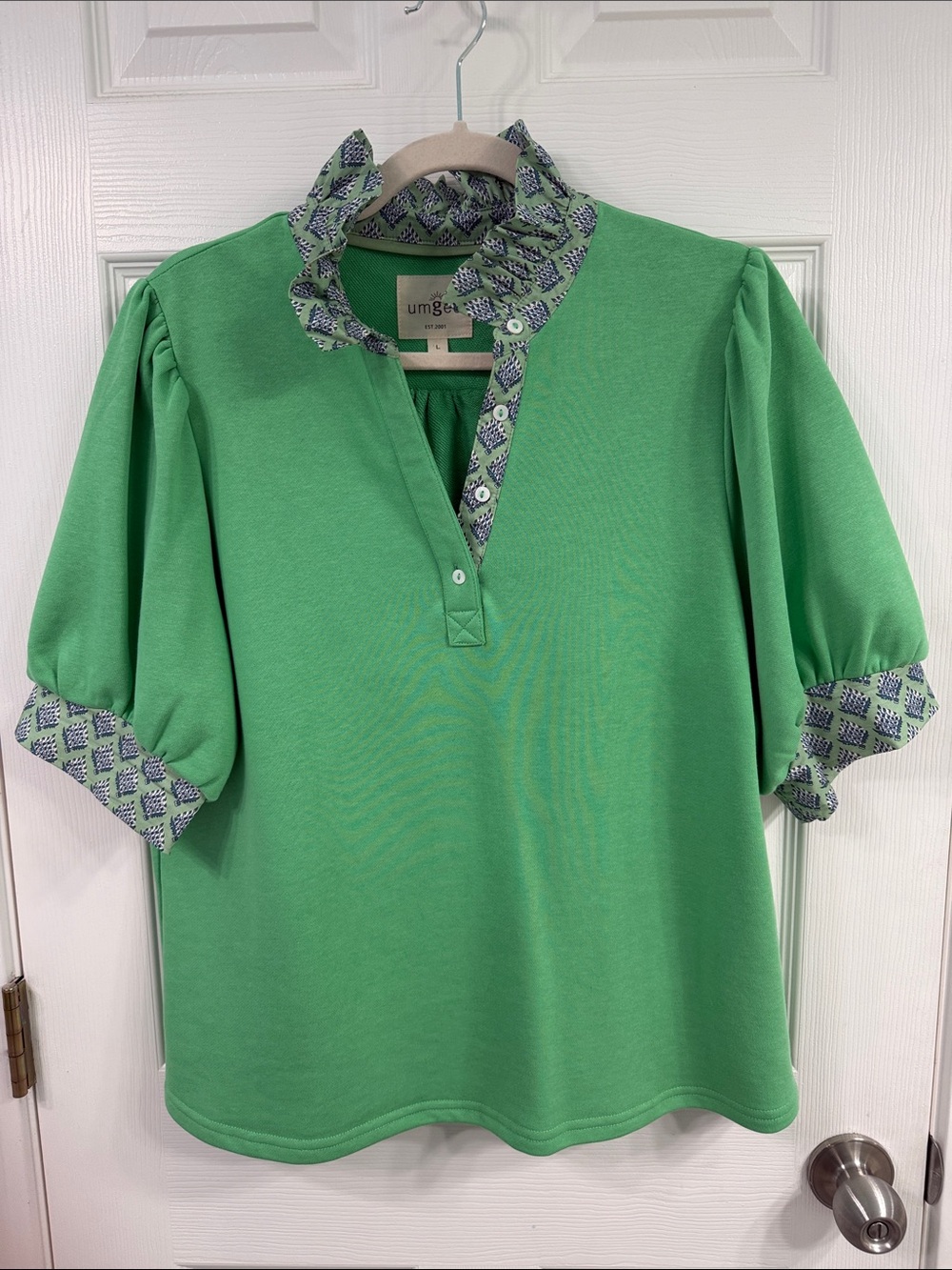 GUC Umgee blouse in green and blue with ruffle around neck.  Size Large